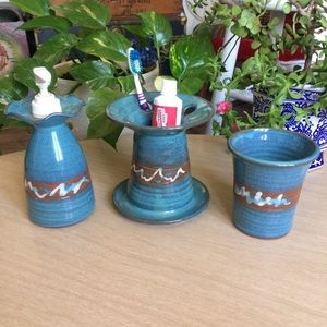 Stoneware Bathroom Set